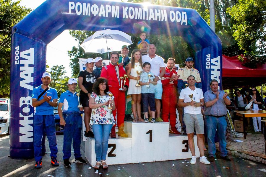 Миналогодишният победител в рали-състезанието Юлиян Телийски отново е първи в надпреварата в Лясковец