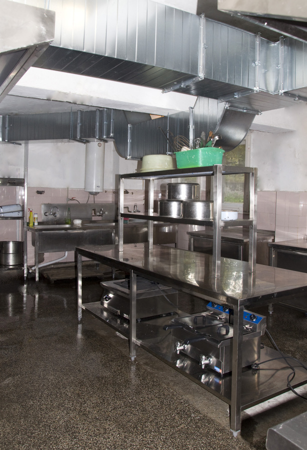 Модернизирано е кухненското оборудване в Домашния социален патронаж